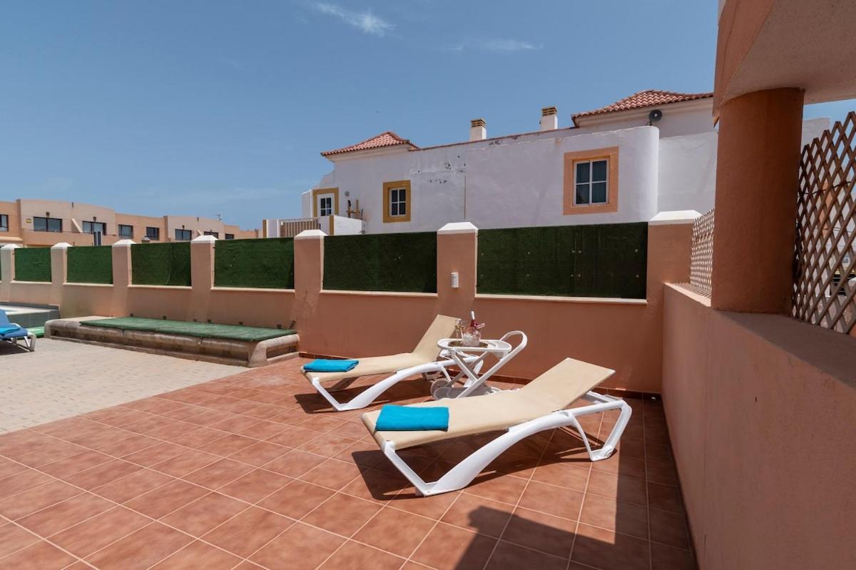 Lightbooking Esmeralda Piscina Privada Caleta de Fuste Extérieur photo