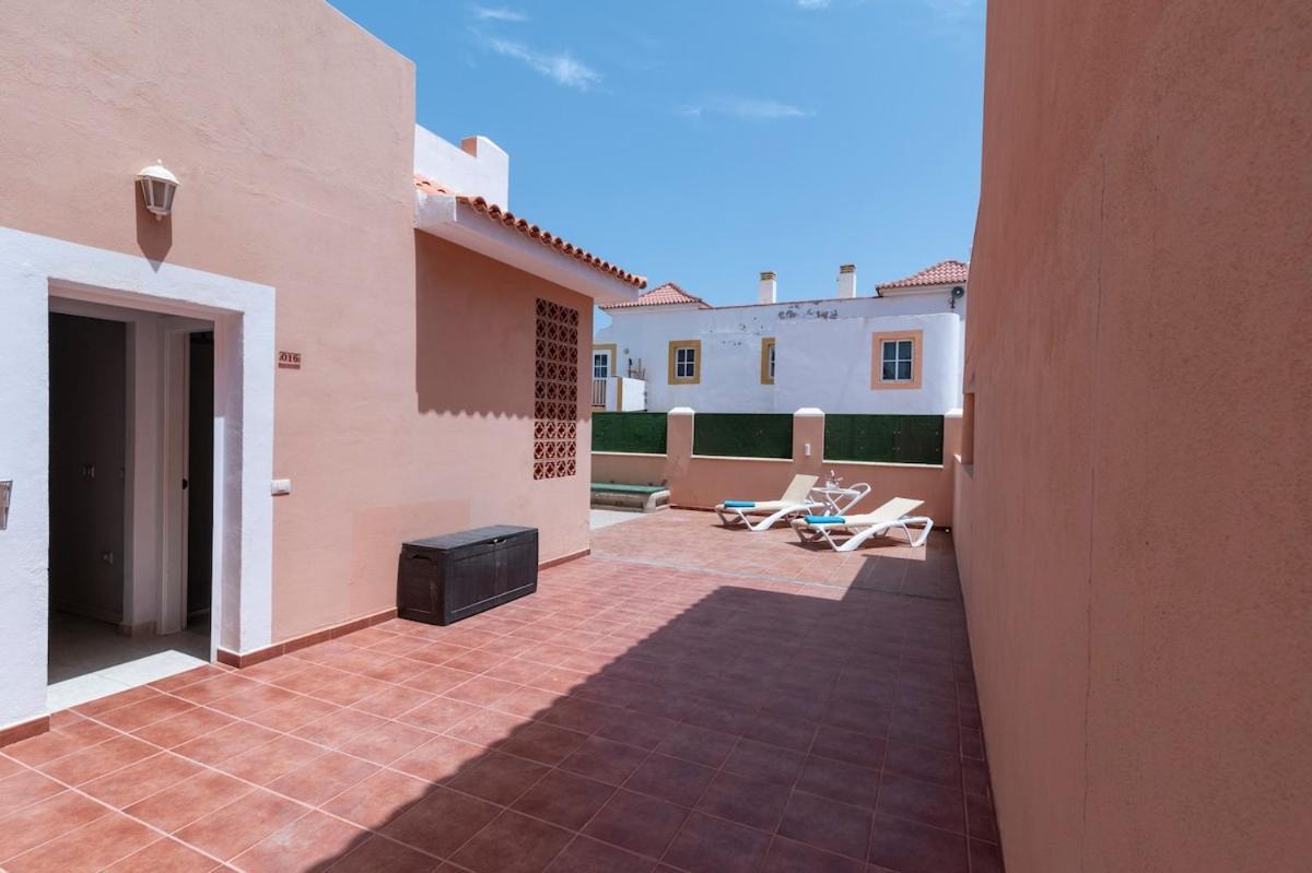 Lightbooking Esmeralda Piscina Privada Caleta de Fuste Extérieur photo