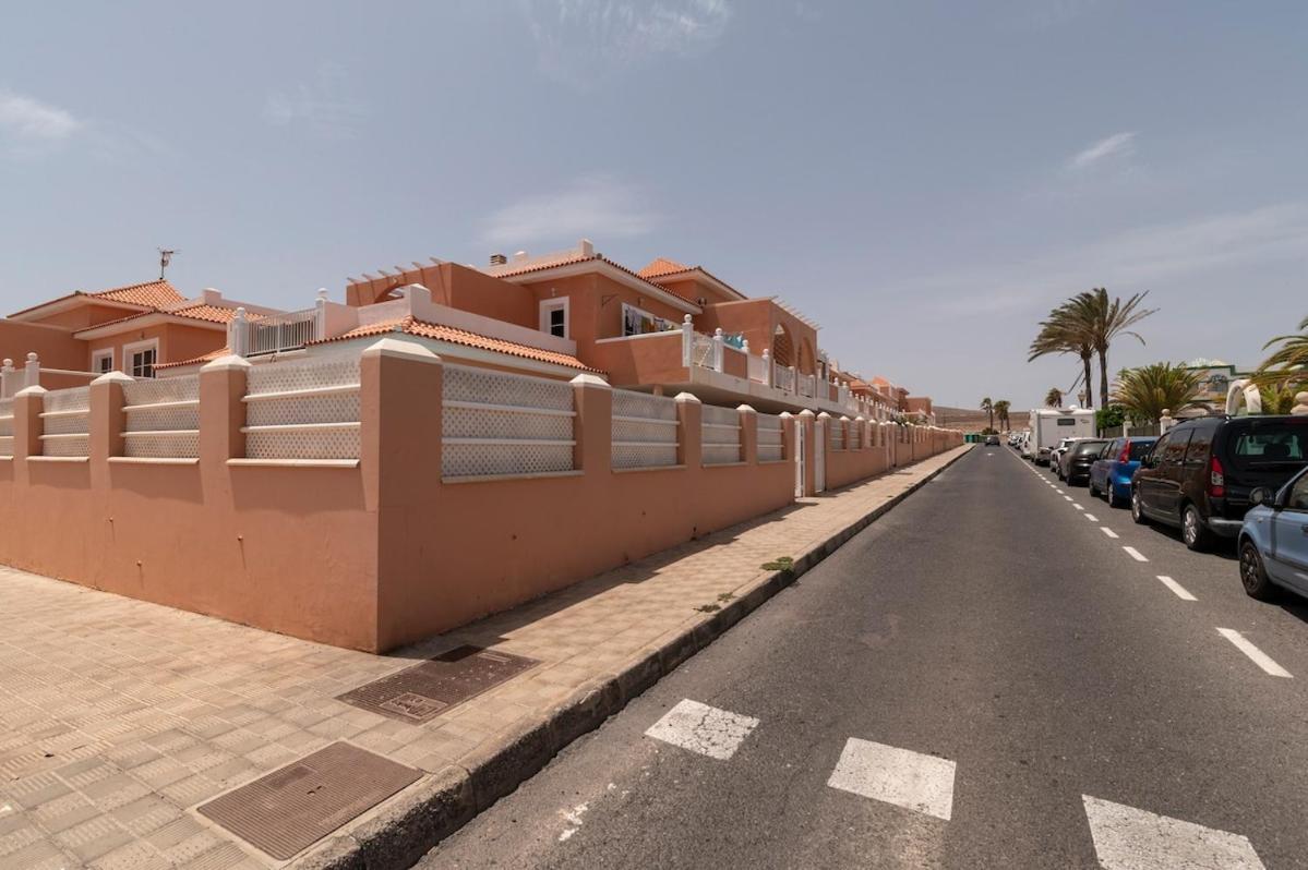 Lightbooking Esmeralda Piscina Privada Caleta de Fuste Extérieur photo